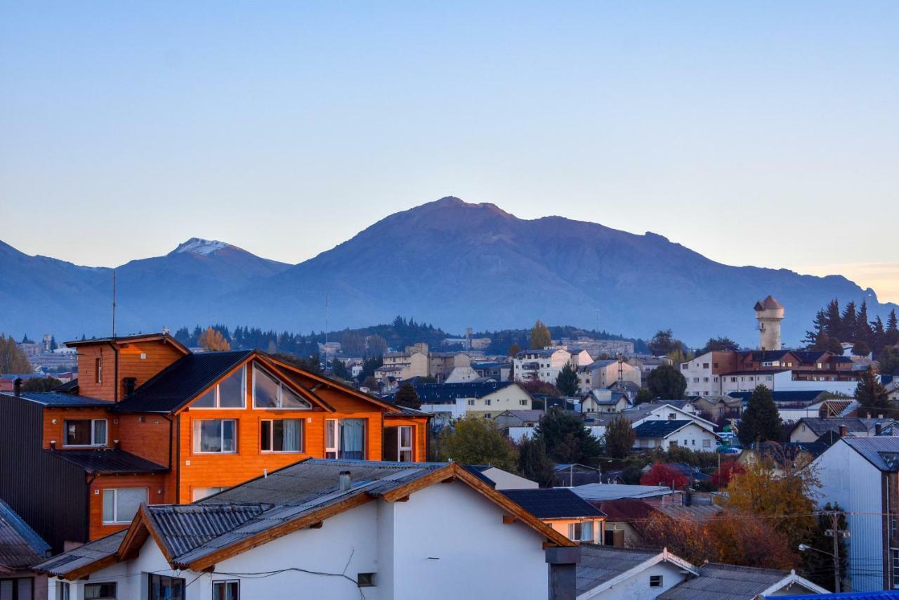 Hostel Arrayan Bariloche Eksteriør bilde